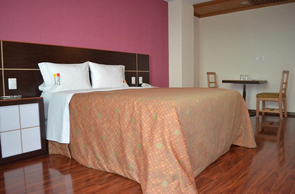 Hotel & Villas Panama Mexico City Room photo