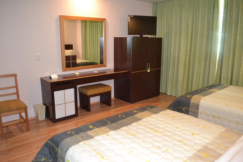 Hotel & Villas Panama Mexico City Room photo